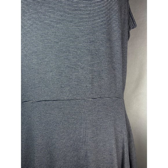 Volcom Mini Dress Asymmetrical Sleeveless Blue Stripes Medium 12 Womens - Picture 2 of 8